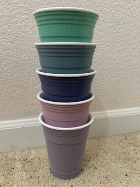 Set of 5 Hard Plastic “Solo” Cups